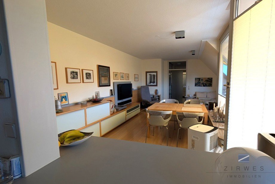 Wohnzimmer Dachgeschosswohnung K�ln