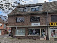 Hauptbild Mehrfamilienhaus mit Wohn- und Gewerbeeinheiten in zentraler Lage von Kerpen-Türnich