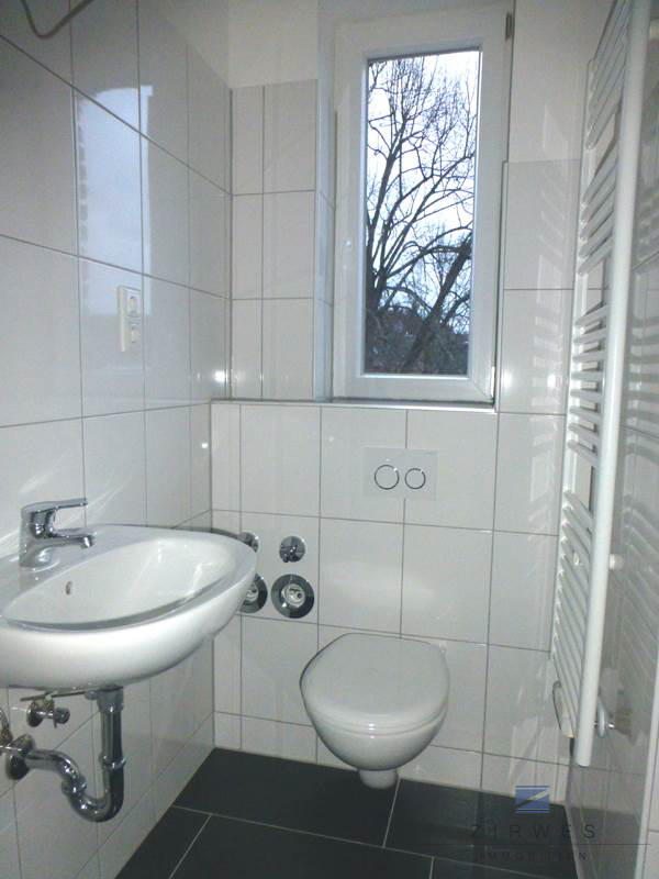 031 Duschbad 1.OG W6 Mehrfamilienhaus Frechen