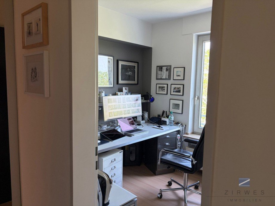 Arbeitszimmer Dachgeschosswohnung K�ln