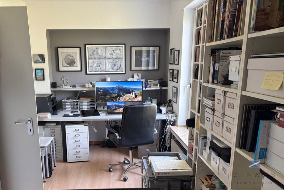 Arbeitszimmer Dachgeschosswohnung K�ln
