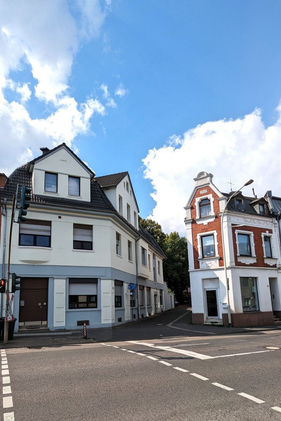 Aussenansicht Mehrfamilienhaus Frechen