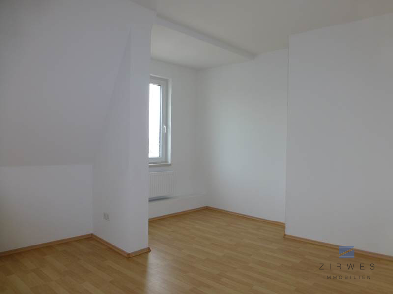 025 Wohn Schafraum 2.OG W8 Mehrfamilienhaus Frechen